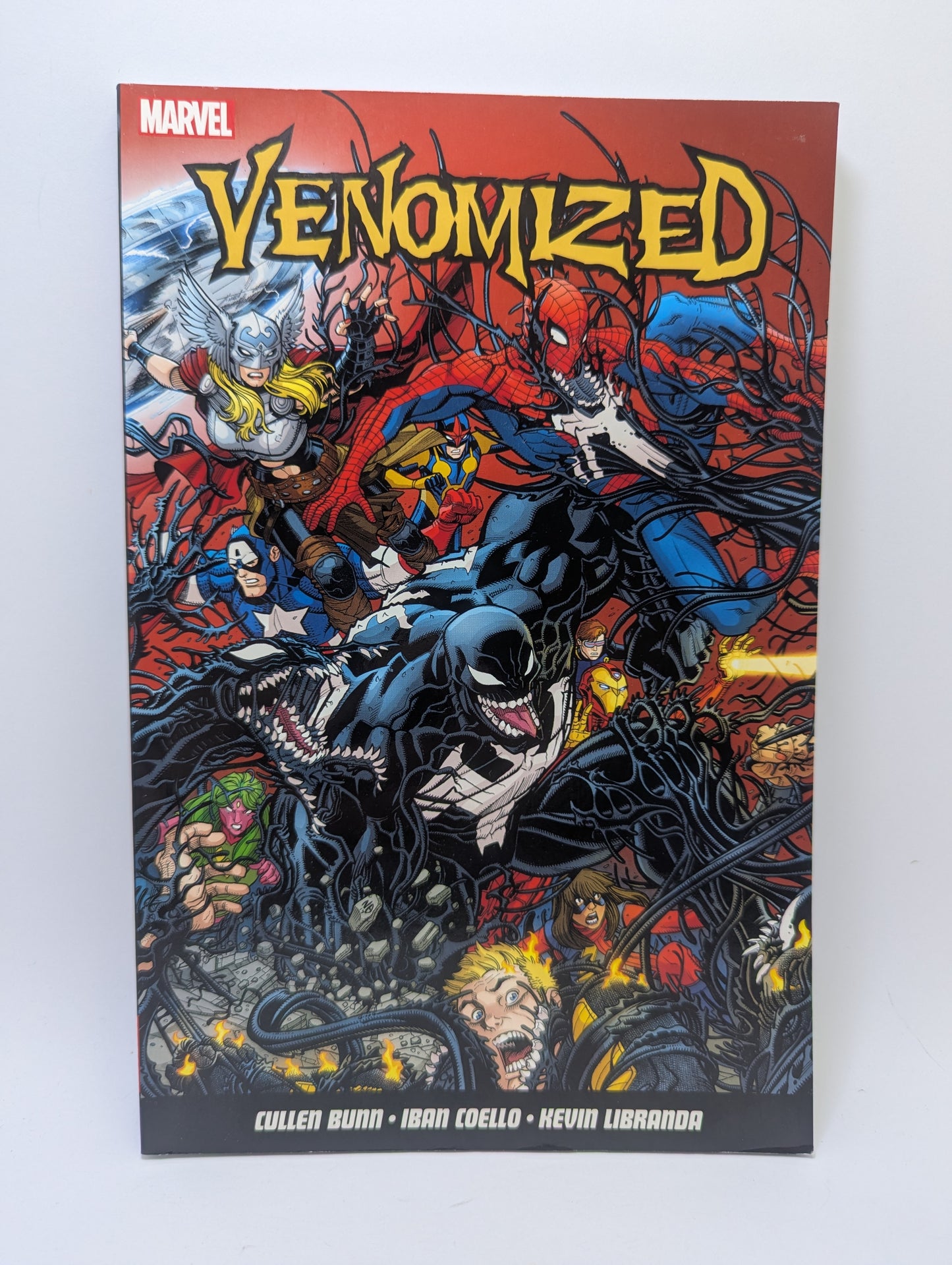 Grafinė novelė Venomized, vaizduojanti simbiotų invaziją į Žemę.